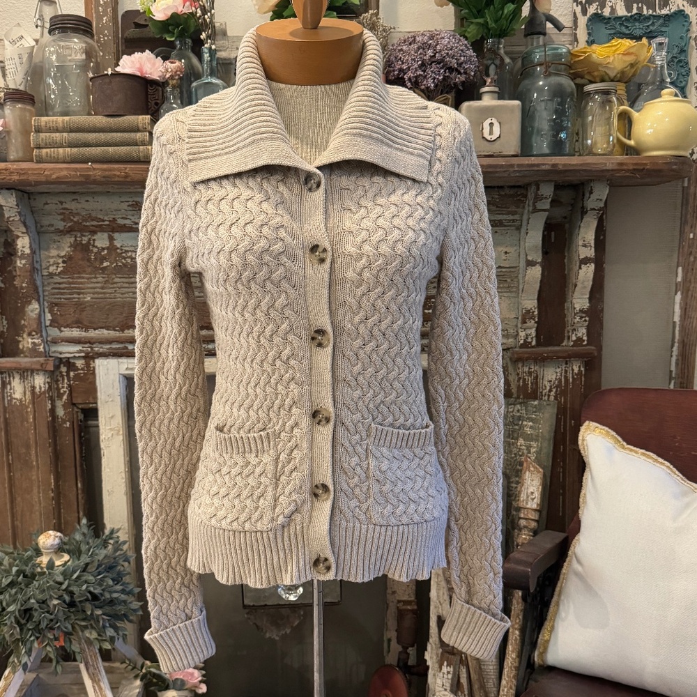 BANANA REPUBLIC CABLE KNIT CARDIGAN SWEATER TOP | OVERSIZED LAPEL | BUTTON UP
